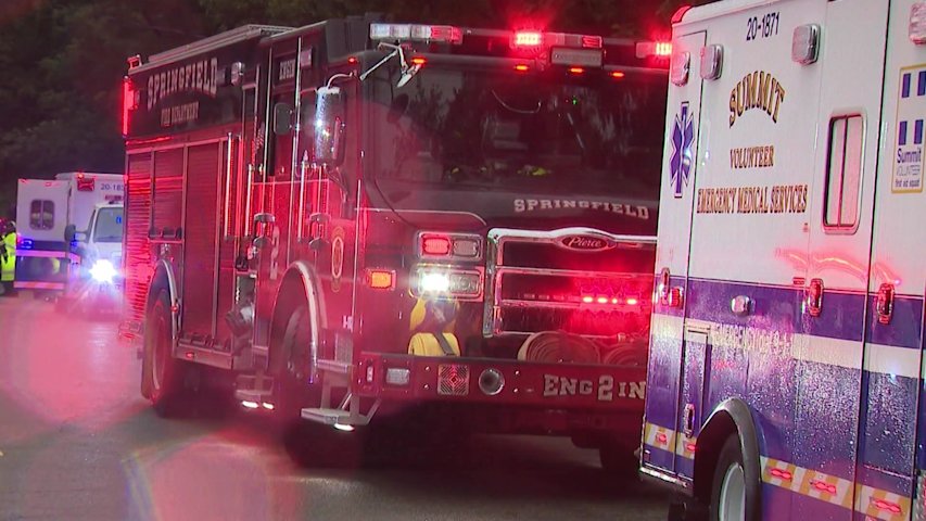 Video thumbnail for Lightning strike sparks house fire in Summit, forcing nine residents out
