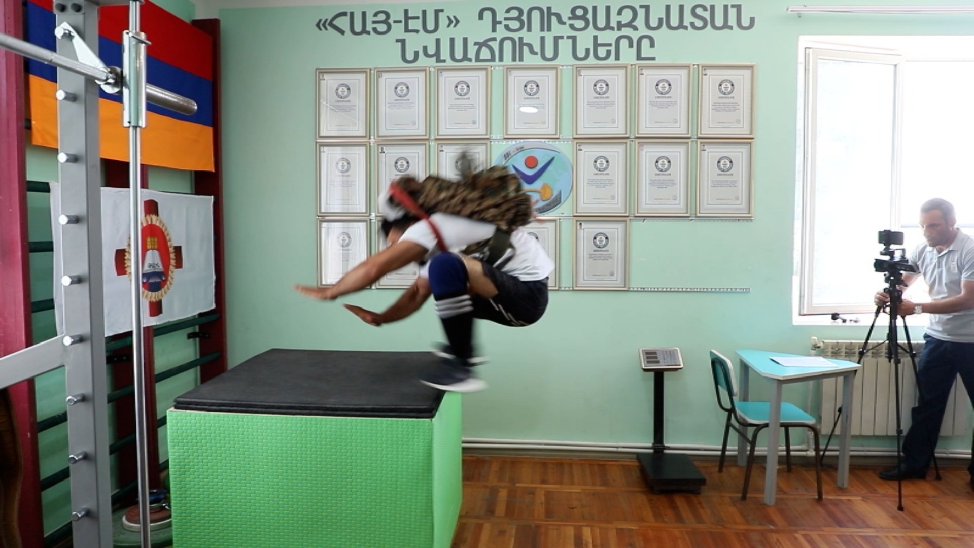 Video thumbnail for Highest standing jump carrying a 100lb pack (male) - 80cm (2 ft 7.44 in) by Ashot Yeghyan