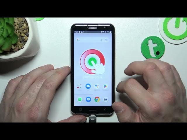 Video thumbnail for How to Connect Pendrive to EMPORIA Smart 5? - Insert Pendrive