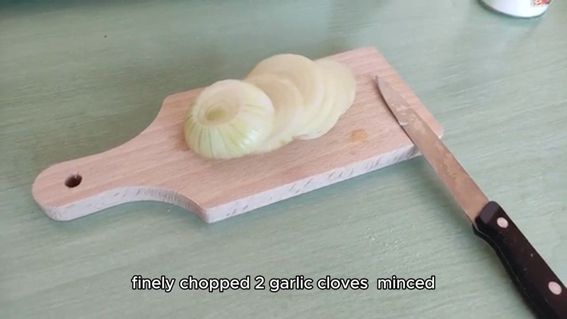 Video thumbnail for Mushroom gravy recipe