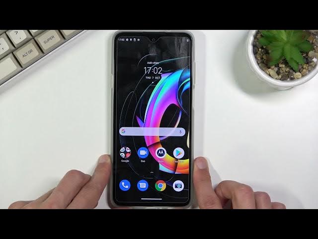 Video thumbnail for Top Tricks for MOTOROLA Edge 20 Lite – Best Apps / Super Options