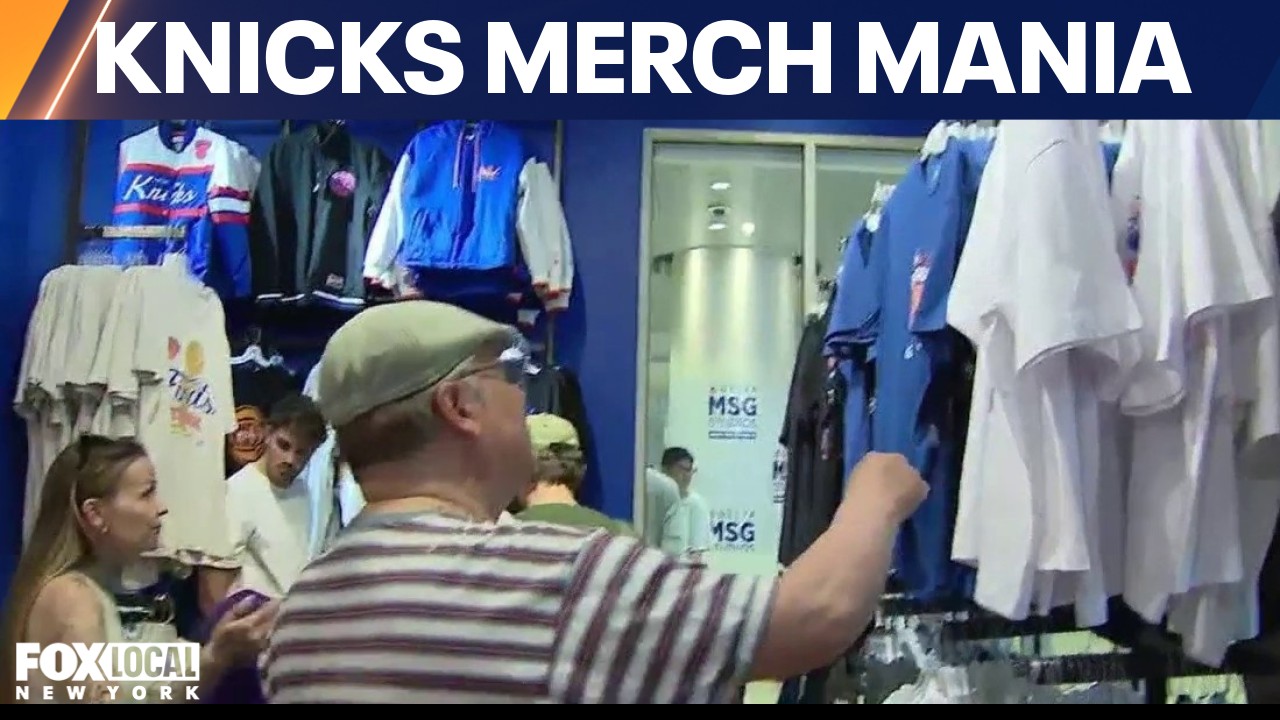 Video thumbnail for Knicks merch flying off the shelves in NYC