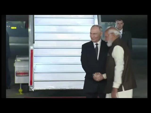 Video thumbnail for राष्ट्रपति पुतिन पहुंचे भारत के दिल्ली एयरपोर्ट।#comment #like #mp #share #algorithm #youtube #india