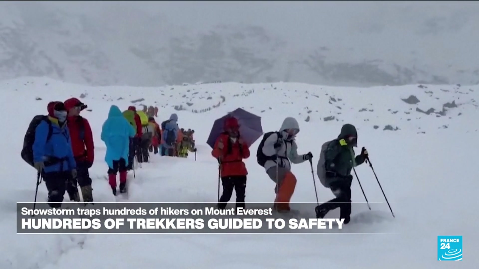 'Video thumbnail for Snowstorm traps hundreds of hikers on Mount Everest during China's national holiday'