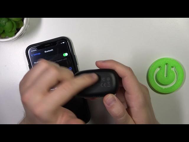 Video thumbnail for How to Check Serial Number on BlackView Airbuds 1?