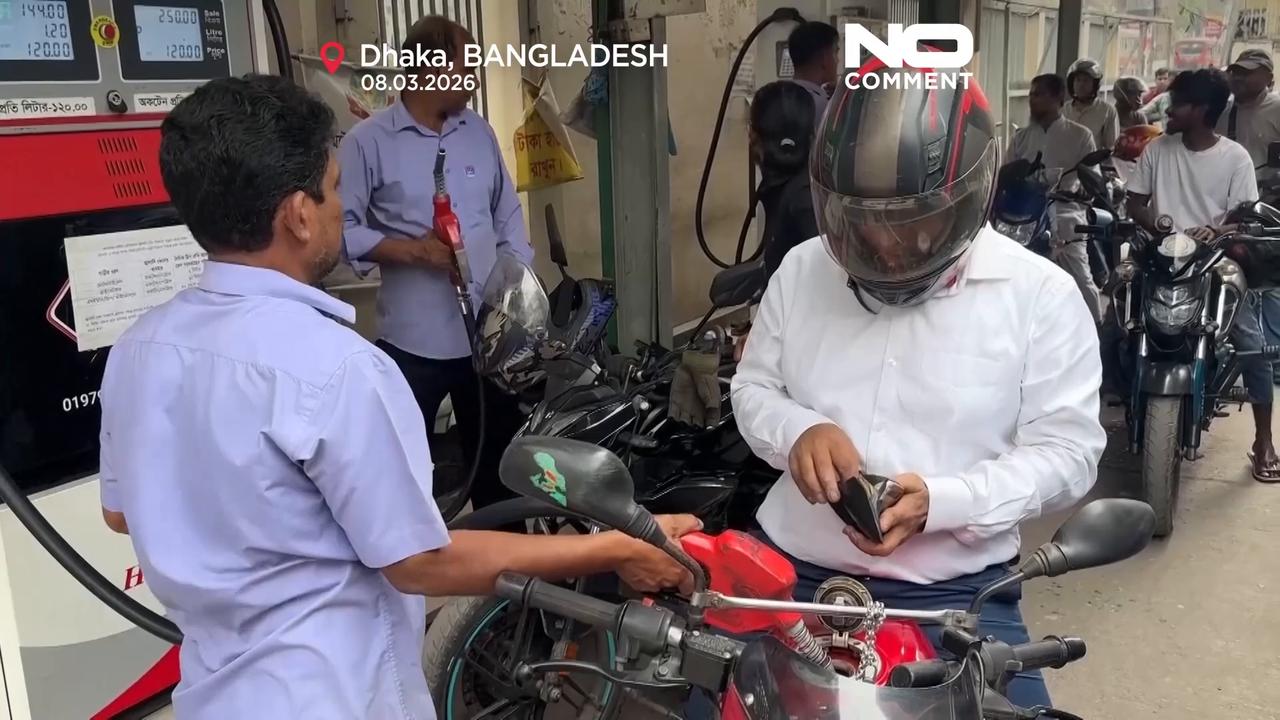 Video thumbnail for Long fuel queues form in Bangladesh amid fears of supply shortages
