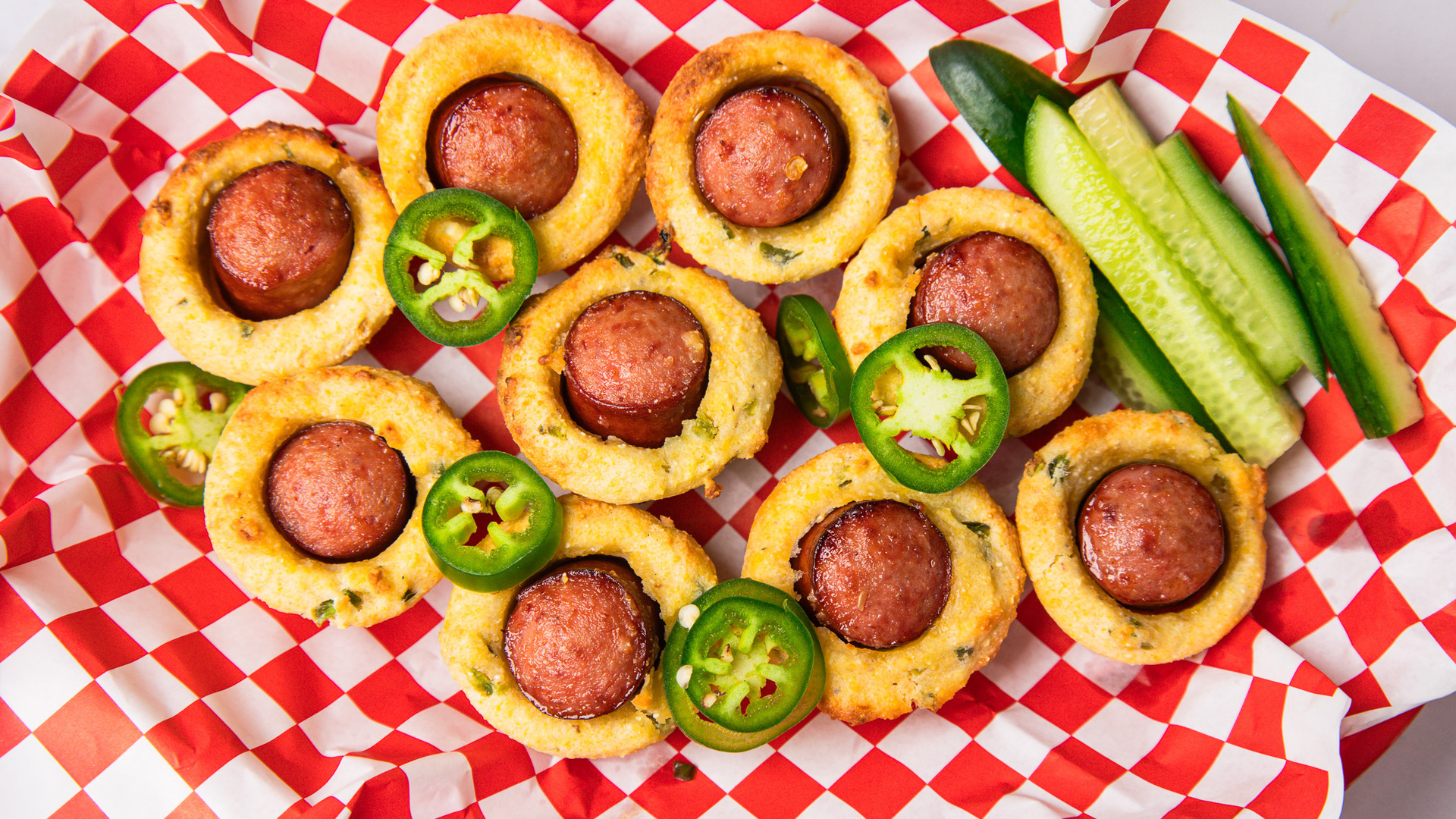 Video thumbnail for Spicy Mini Corn Dog Muffins Recipe
