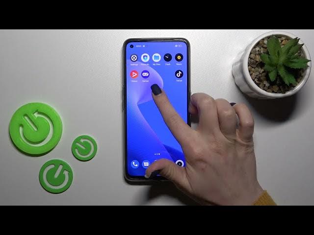 Video thumbnail for How to Organize Apps on Home Screen in Realme GT Neo 3T - Create Folders on Main Screen