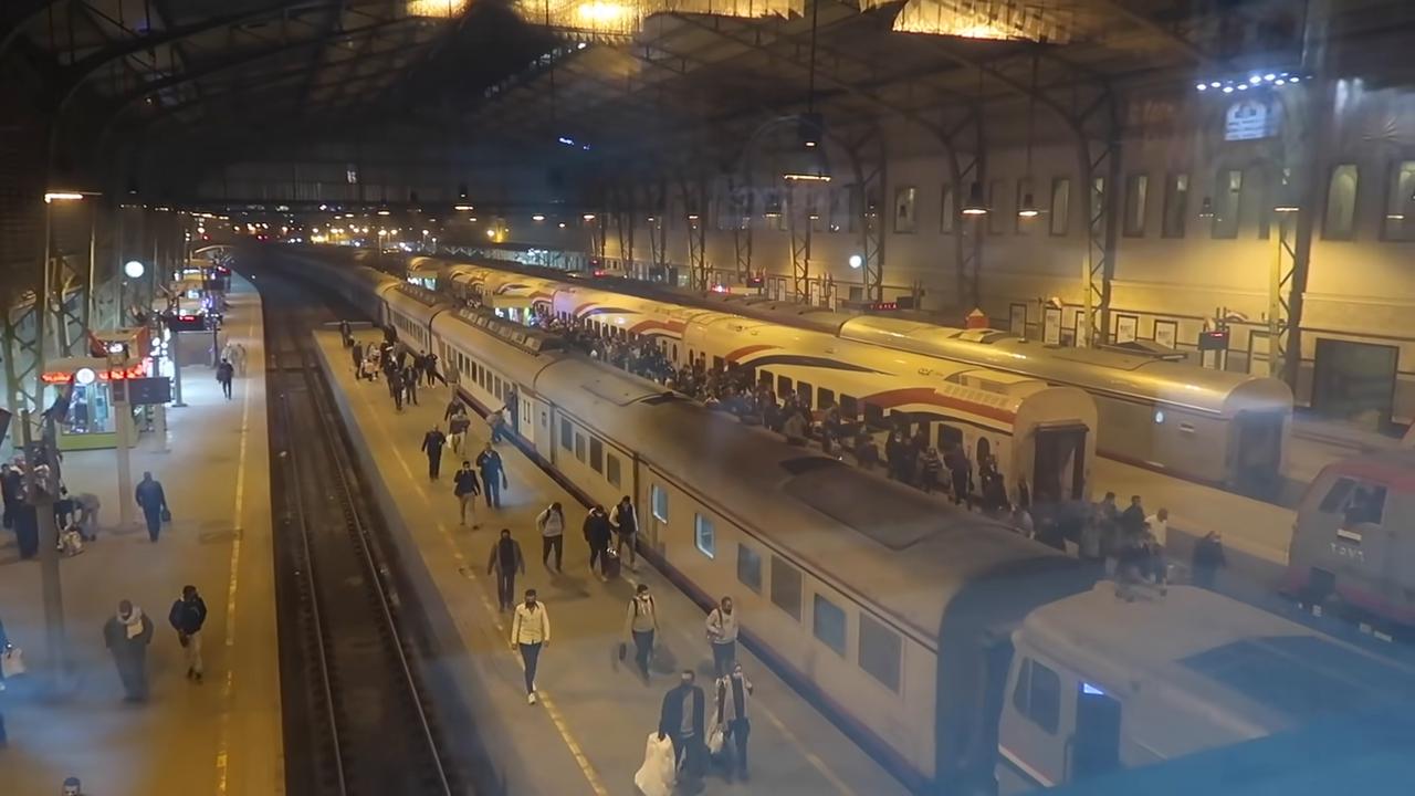 Video thumbnail for CRAZY EGYPT OVERNIGHT TRAIN - "First Class Sleeper"