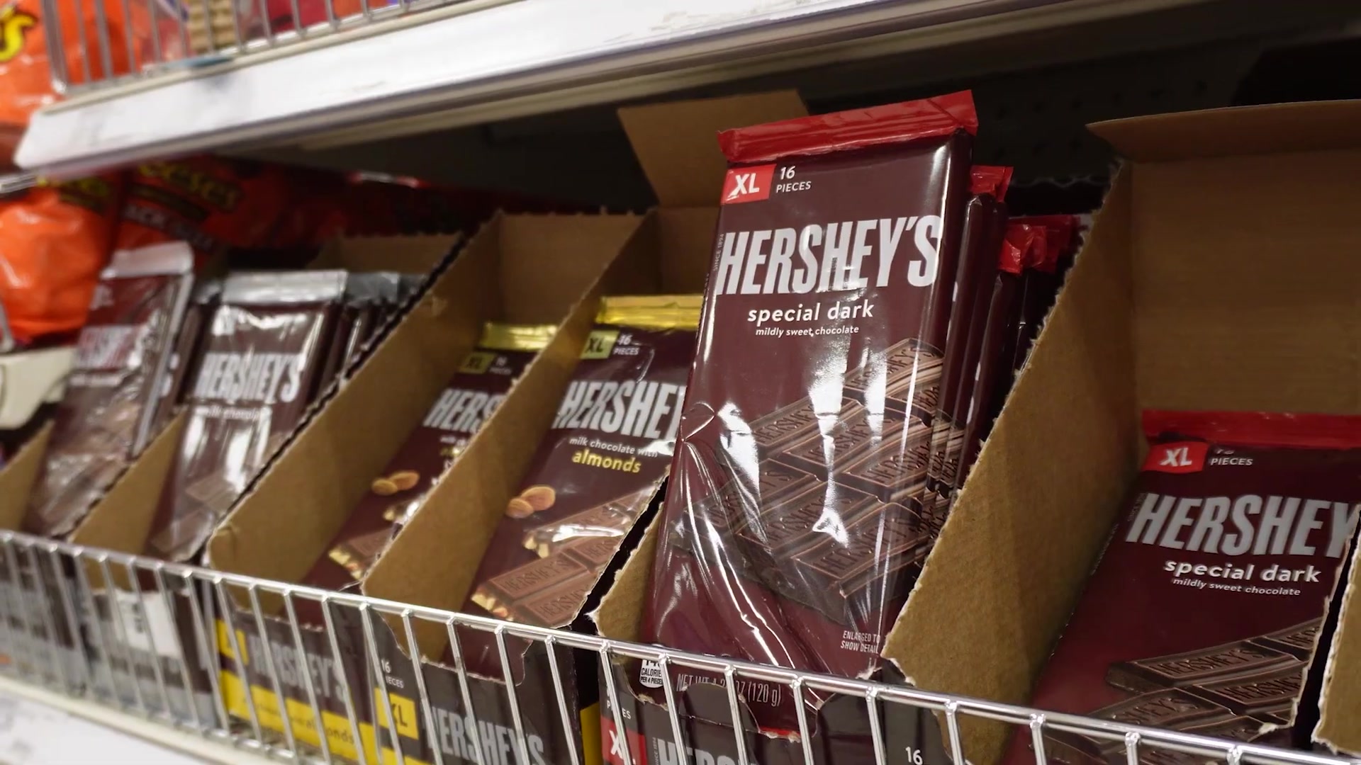 Video thumbnail for Can MrBeast's Chocolate Make the ULTIMATE 100-hour Brownie¿ (1080p 30fps)