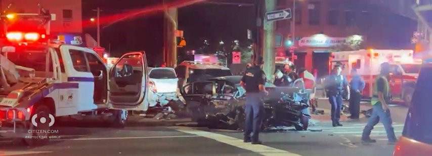 Video thumbnail for At least 4 people hurt in multivehicle Brooklyn crash