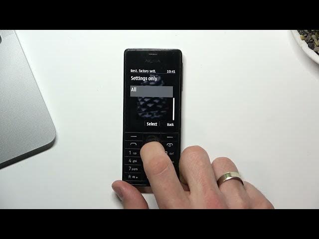 Video thumbnail for How to Hard Reset Nokia 515?