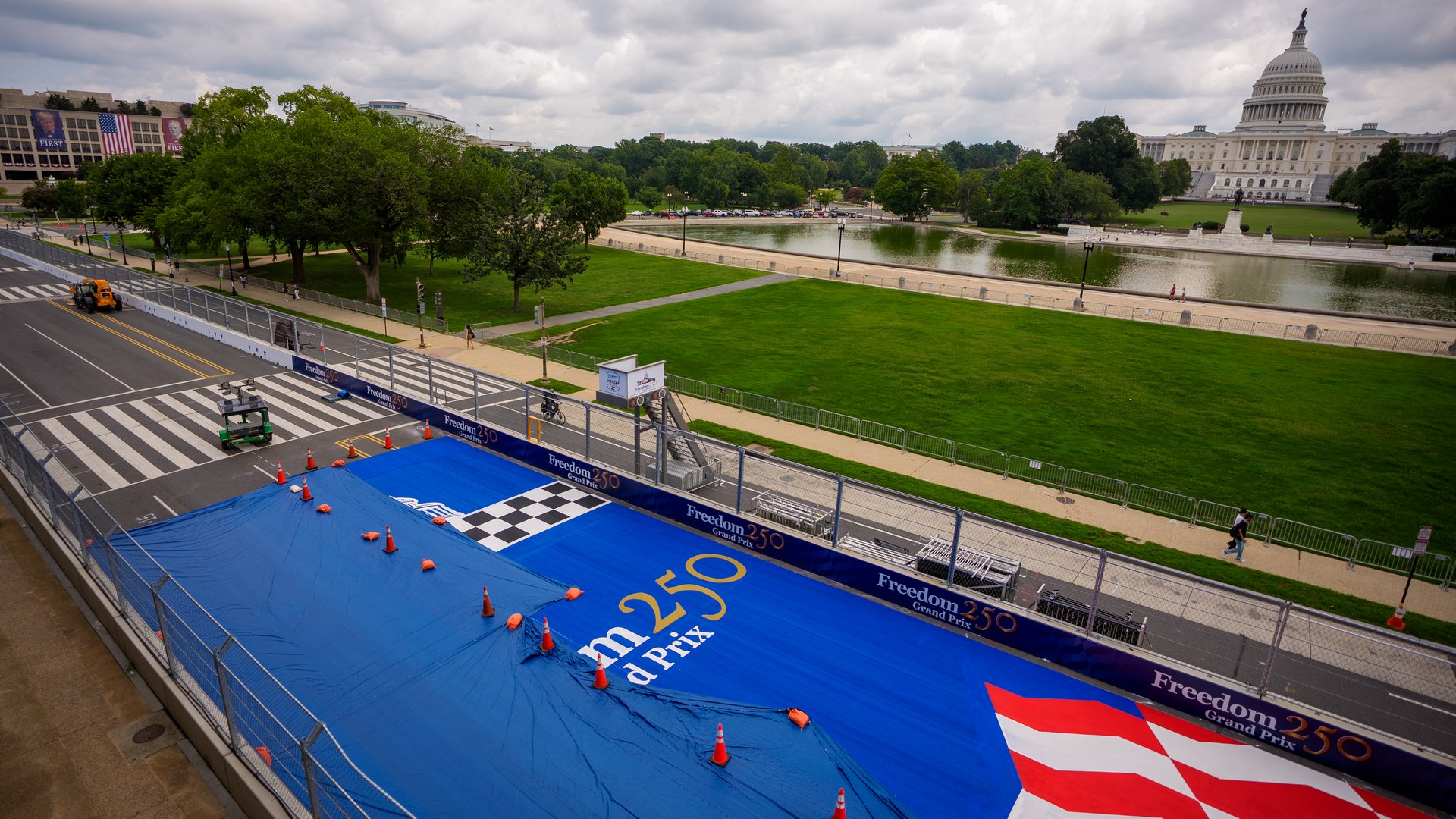 Video thumbnail for Drivers prepare to race through the Capitol as IndyCar takes over DC