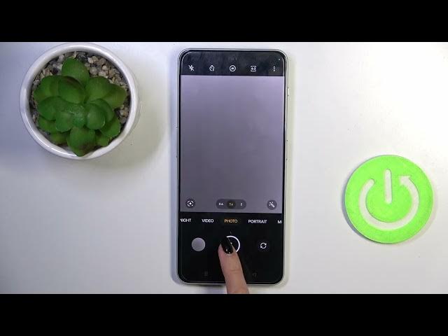 Video thumbnail for How to Enable & Use the Camera Timer Option on a OnePlus Nord N30