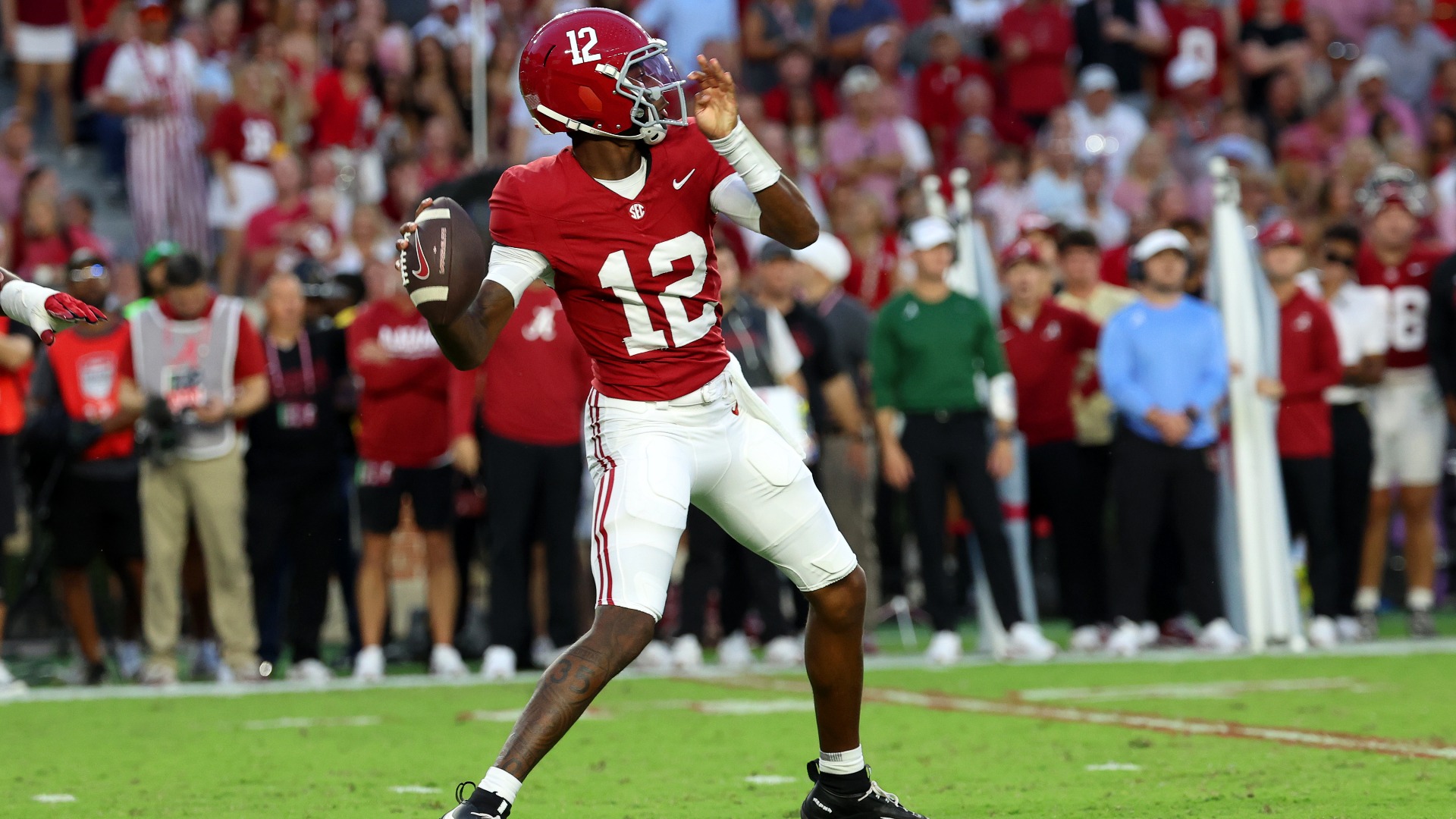Video thumbnail for Keelon Russell's Rising Heisman Chances: A Preview