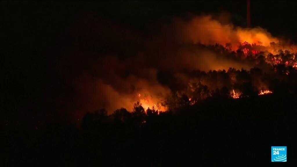 Video thumbnail for Wildfires rage in southern France, 3,000 people evacuated