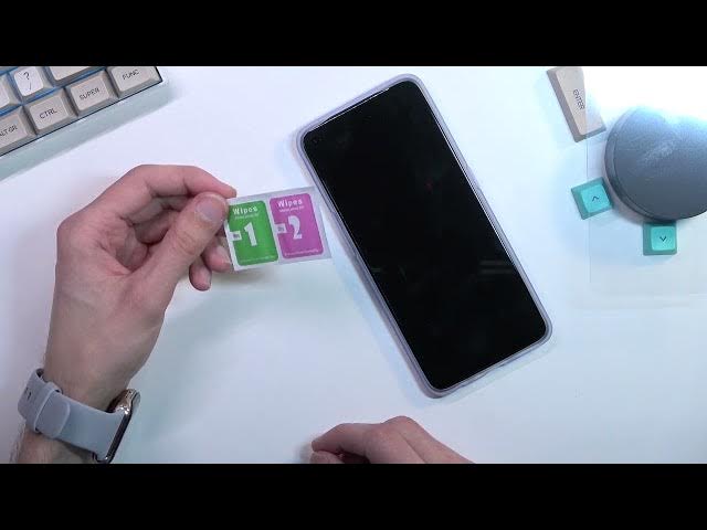 Video thumbnail for How to Apply Tempered Glass on OPPO Reno 7