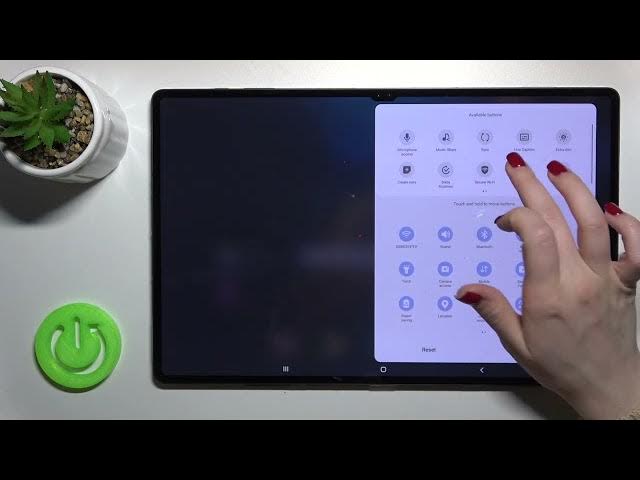 Video thumbnail for How to Edit Notification Panel Shortcuts in SAMSUNG Galaxy Tab S8 Ultra – Customize Upper Bar