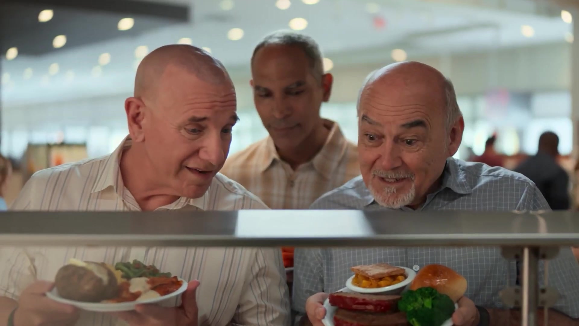 Video thumbnail for The Truth About Golden Corral's Breakfast Buffet