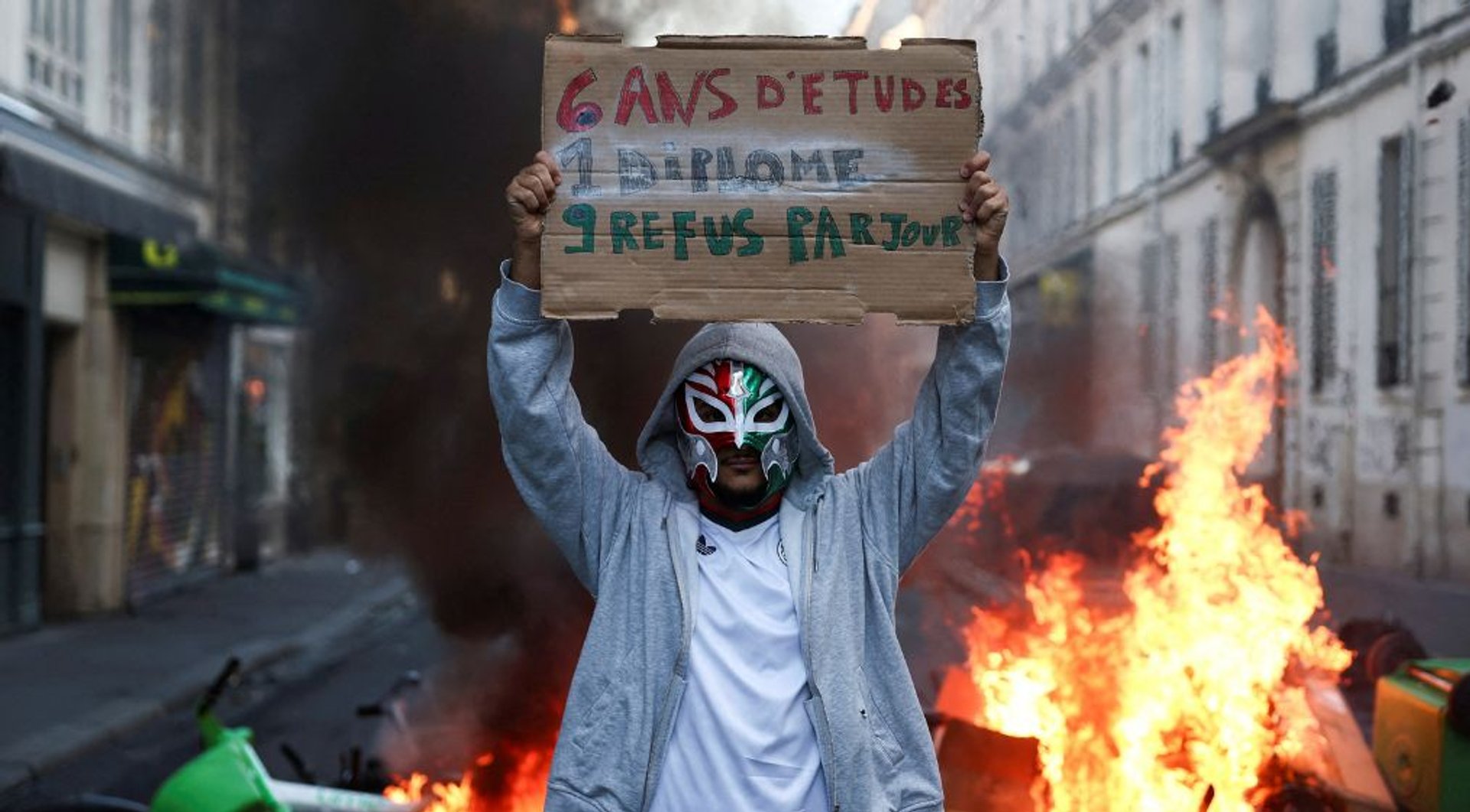 Video thumbnail for France protests turn chaotic in Paris as police fire tear gas and use water cannons
