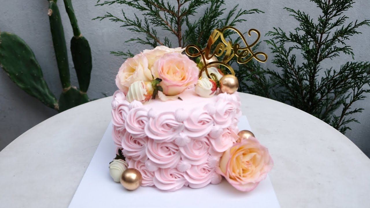 'Video thumbnail for Rose flowers cake | Make a beautiful pink flowers for birthday cake'