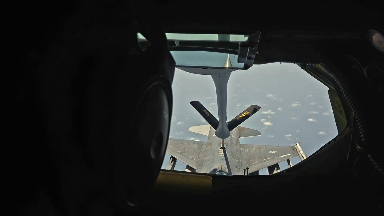 Video thumbnail for Iran: KC-135 Refuels F-16s Over CENTCOM Area.