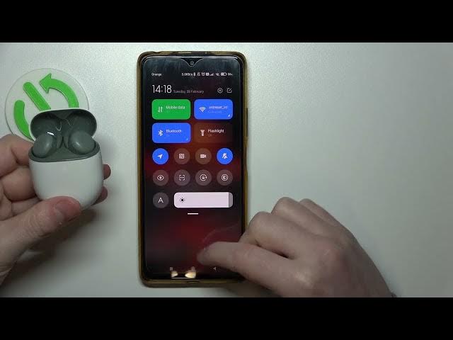 Video thumbnail for Google Pixel Buds   How To Pair WIth Android