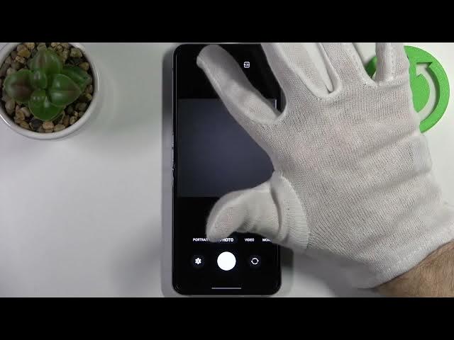 Video thumbnail for How to Change the Camera Aspect Ratio on Samsung Galaxy Z Flip4