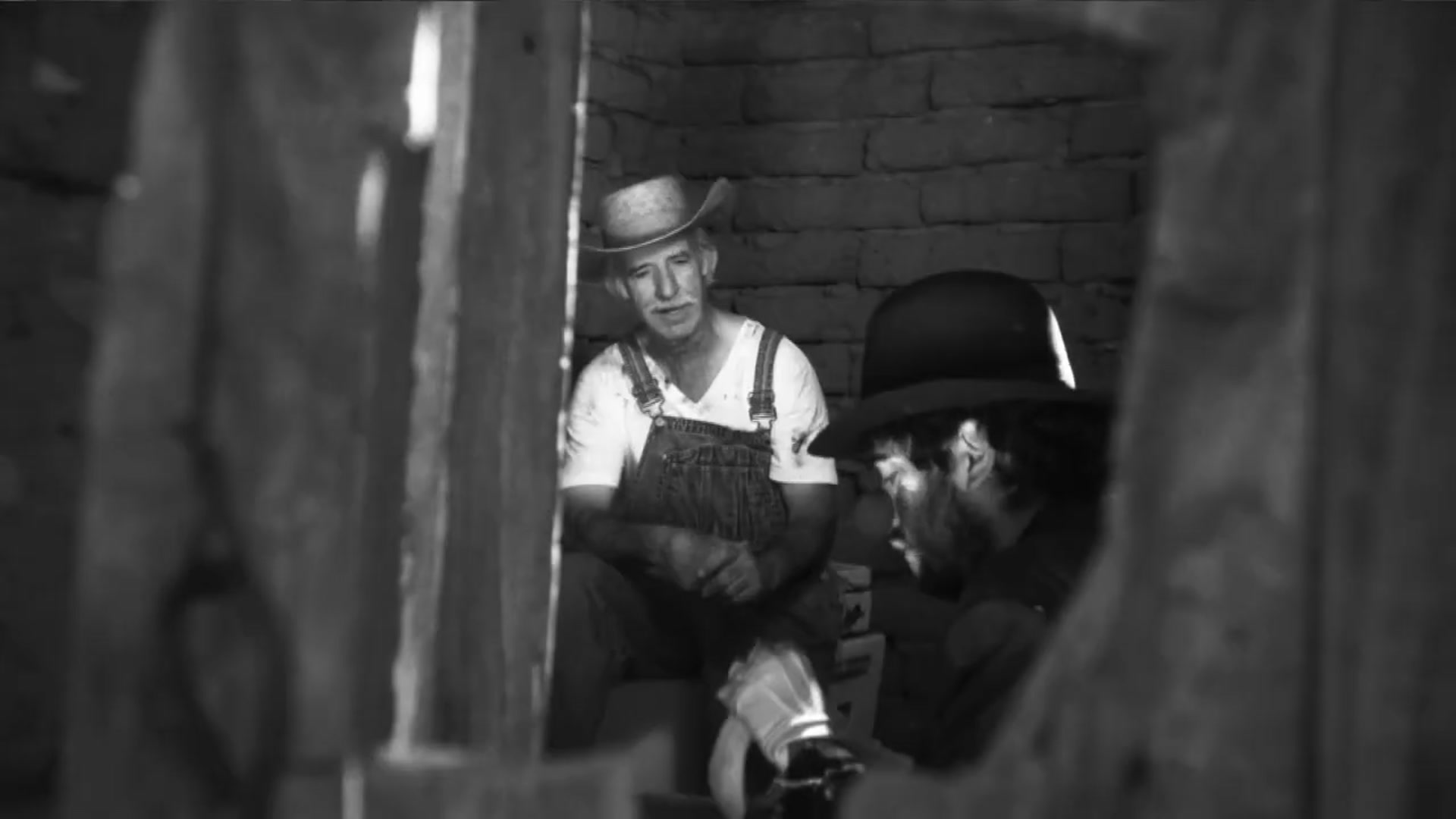 Video thumbnail for Trailer - The Man Who Walked Alone _ El Ultimo Rey.mp4