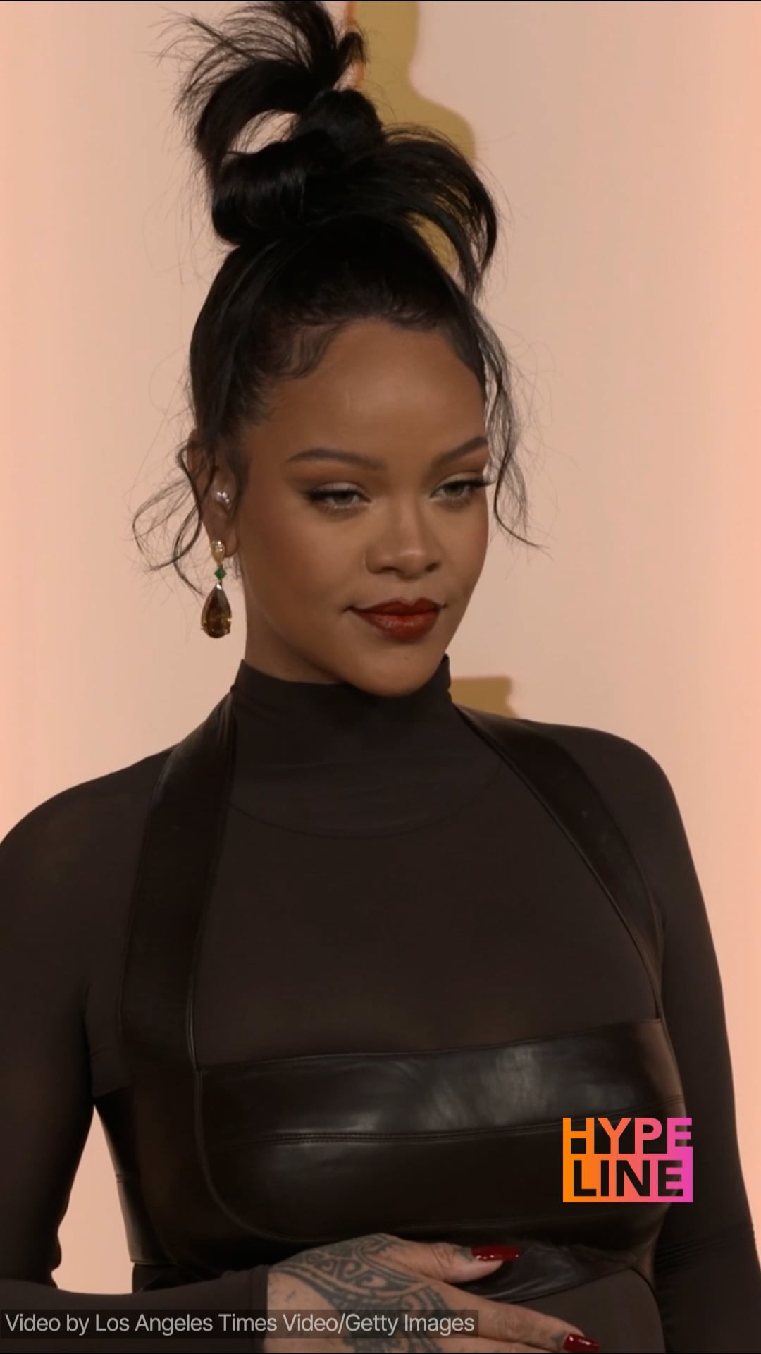 Video thumbnail for Suspect In Rihanna Shooting Pleads Not Guilty To New Charges