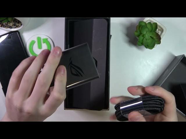 Video thumbnail for Asus ROG Phone 6 - Does it Come with Charger