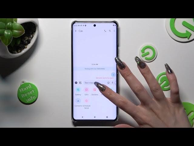 Video thumbnail for How to Add Audio / Video Files to a Text Message in Motorola Moto X40 – Access Files Section SMS