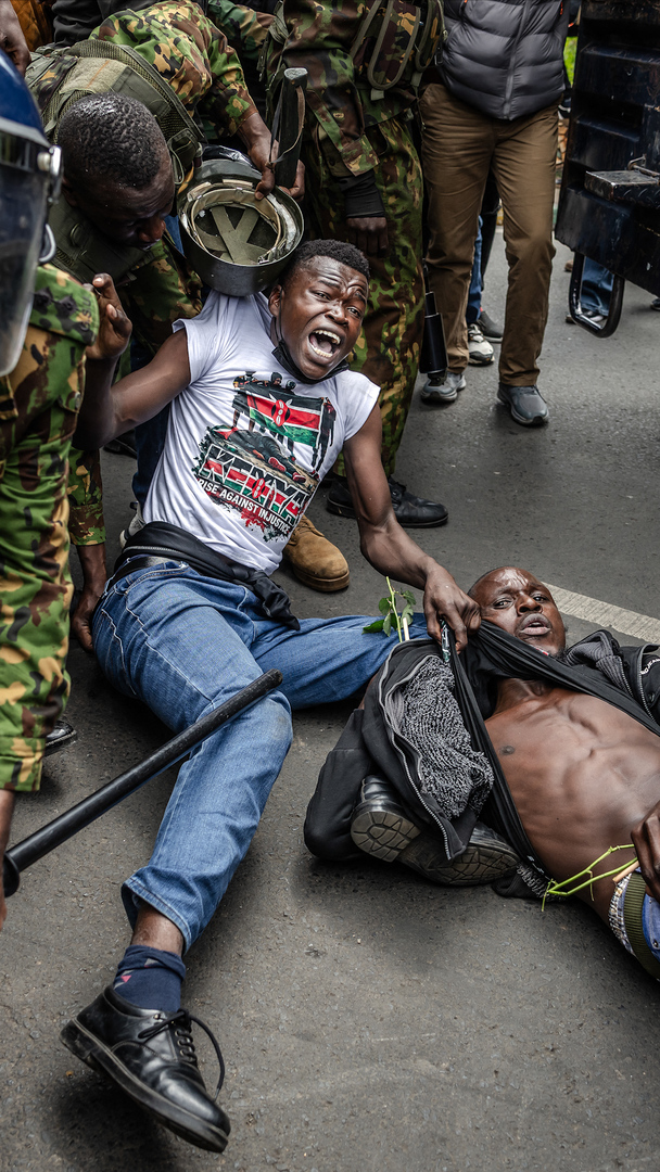 Video thumbnail for Kenyan police fire tear gas protesters on anniversary of crackdown