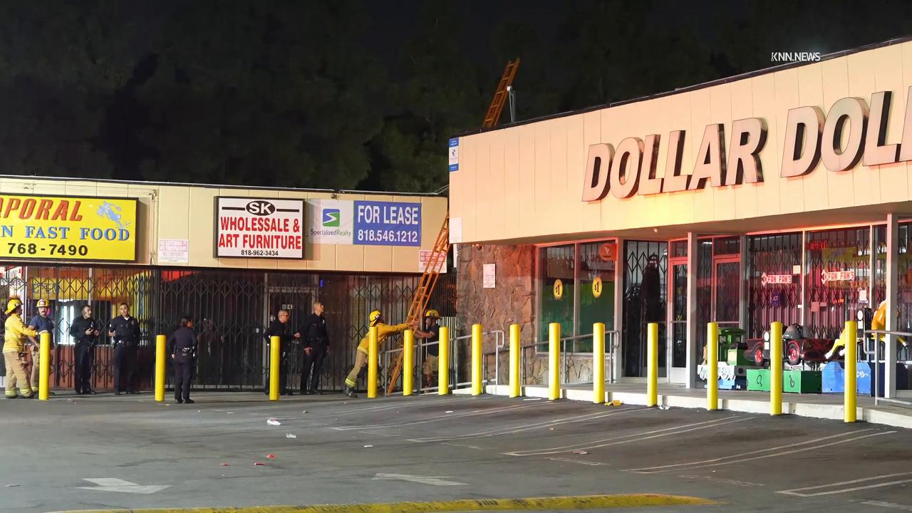 Video thumbnail for US, Los Angeles: Sun Valley Attempted Break-In at Pawn Shop Foiled.