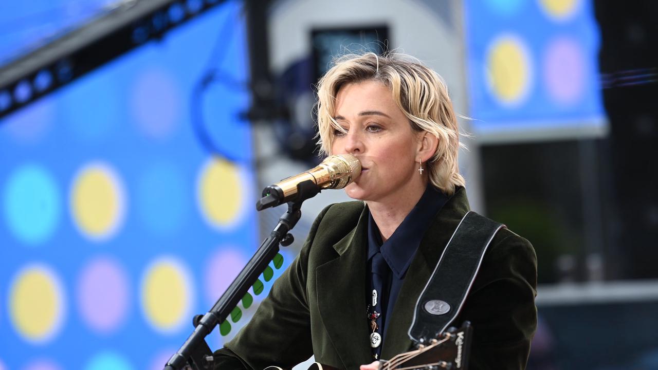 Video thumbnail for NY: Today Show Citi Concert Series Featuring Brandi Carlile 10.