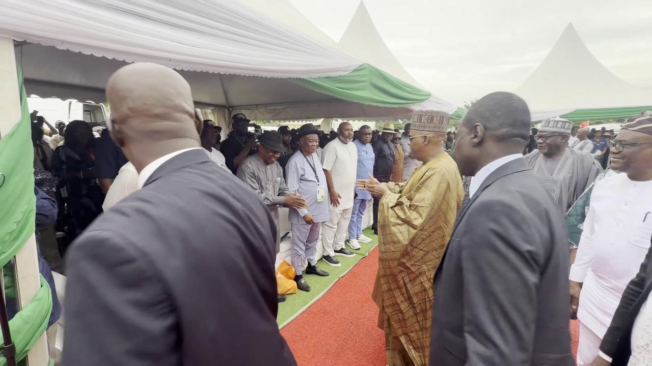 Video thumbnail for Nigeria: Neglect of FCT suburbs over, says Tinubu.