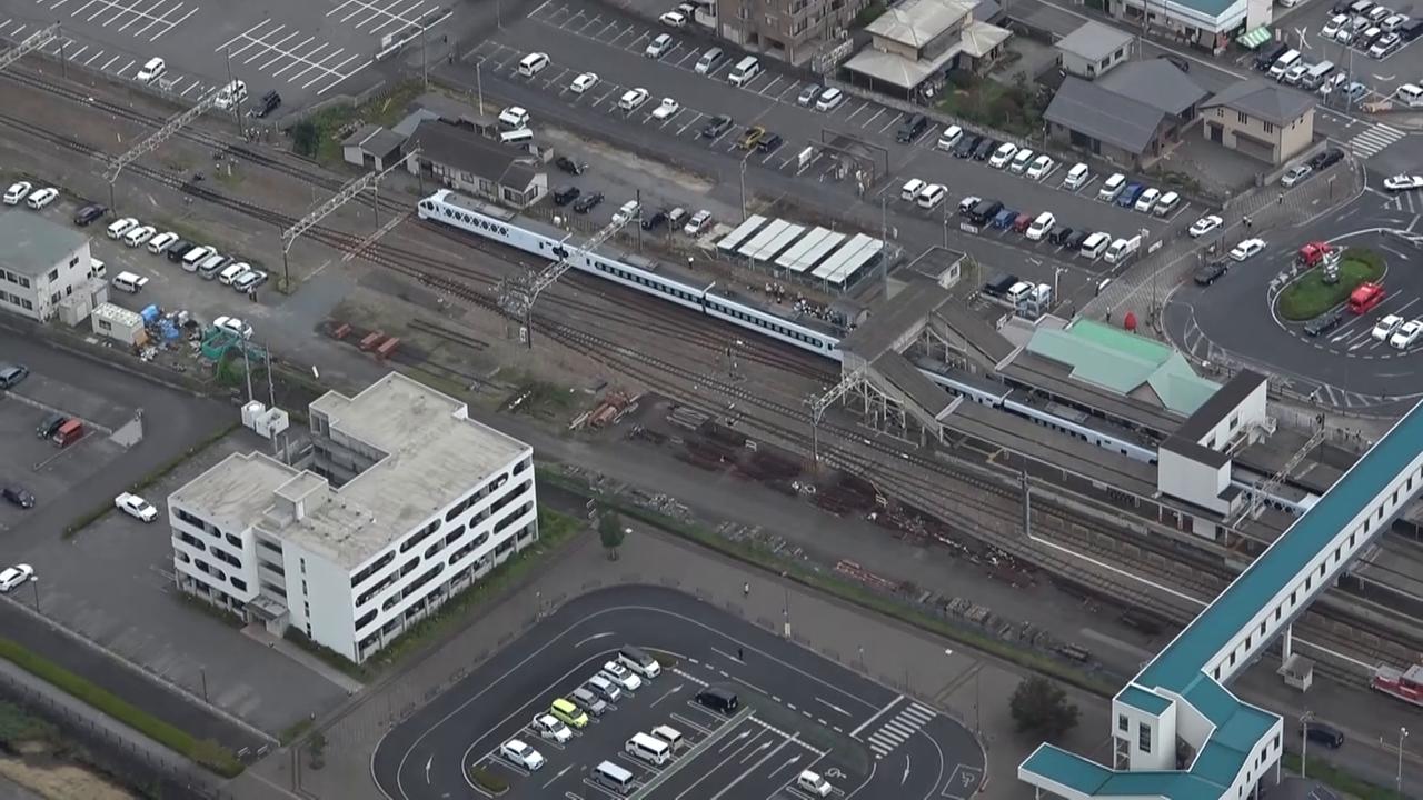 Video thumbnail for Japan: 4 workers die after being hit by express train north of Tokyo.