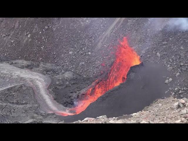 Video thumbnail for June 18, 2023 — Video of southwest wall vent in Halemaʻumaʻu