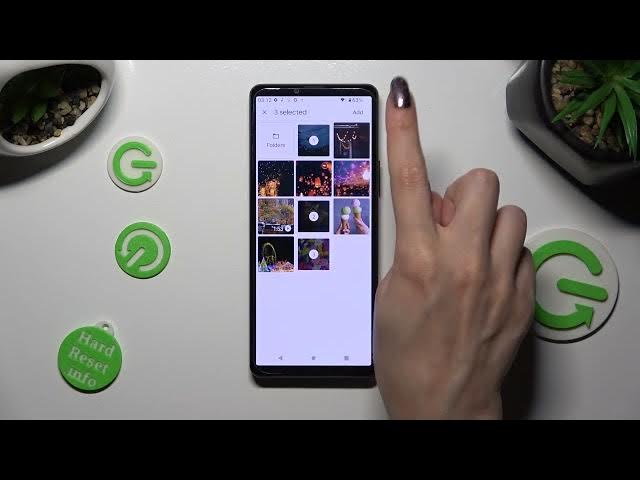 Video thumbnail for How to Attach Photos & Pictures to an SMS Message on a SONY Xperia 10 V