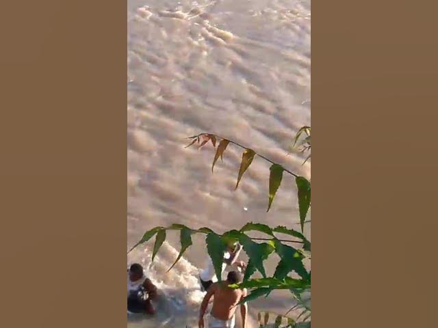 Video thumbnail for Grangrif fait couler un canot sous des tirs à l'Artibonite#echoactualite #haitirecovery #globalnews