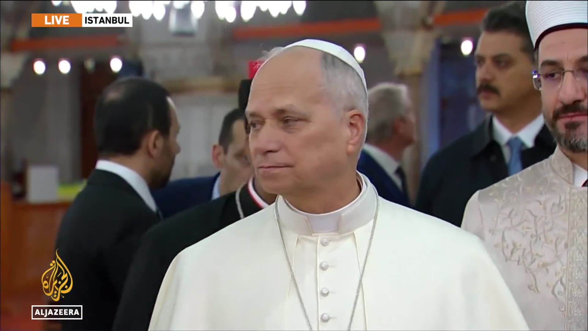 Video thumbnail for Pope Leo in turkey: Pontiff visits Istanbul’s Sultanahmet mosque