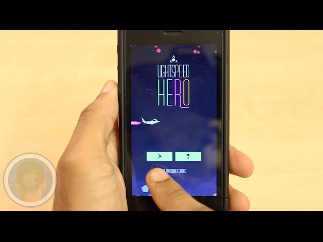 Video thumbnail for Dodge Asteroids And Score Big In The New Arcade Game "Lightspeed Hero" [App Review]