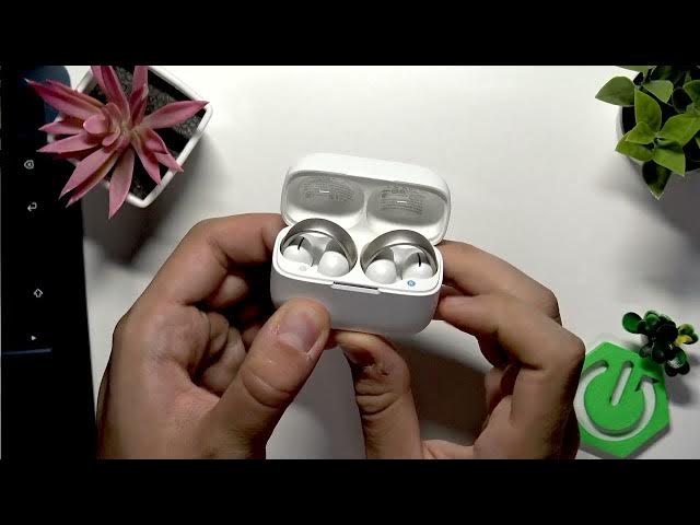 Video thumbnail for How to Enter Pairing Mode on SOUNDCORE AeroClip