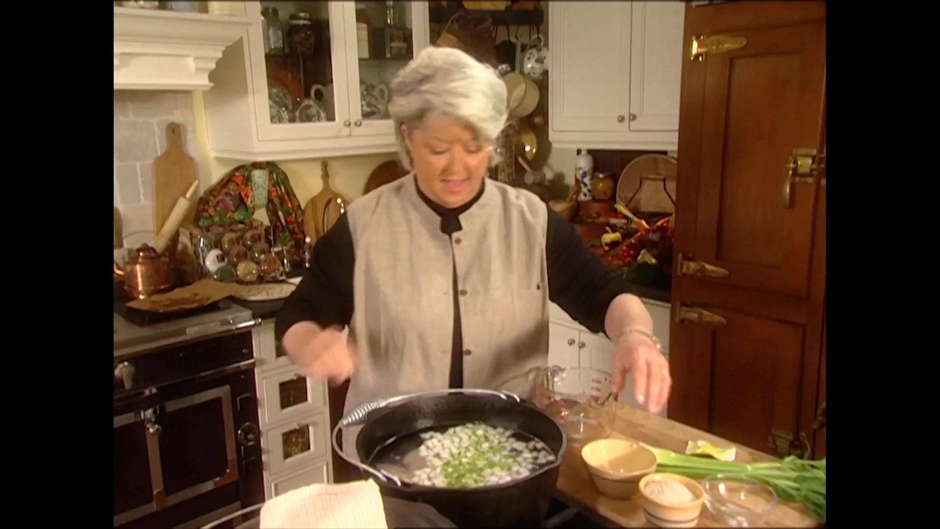 Video thumbnail for
Chicken and Dumplings