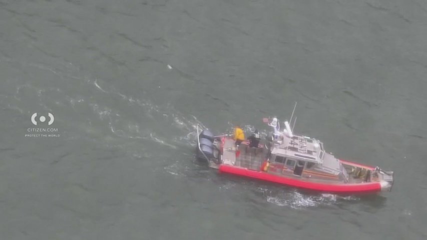 Video thumbnail for Man's body pulled from Harlem River in the Bronx