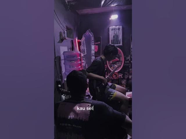 Video thumbnail for (Dealova cover sapuludi) #fyp #coverlagu #masukberanda #sapulidimustic #musicalhits