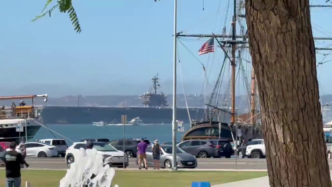 Video thumbnail for US: USS Abraham Lincoln Returns to San Diego After 321-Day Deployment.