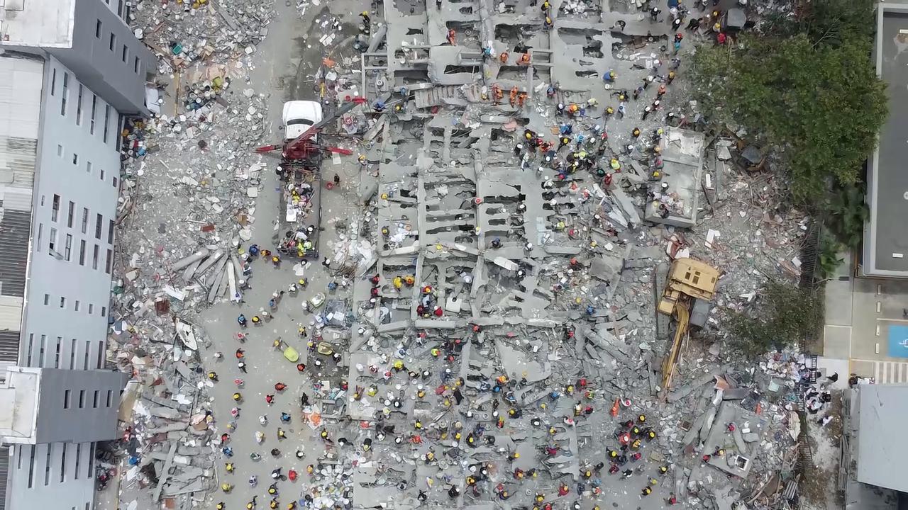 Video thumbnail for Colombia: Colombia earthquake death toll rises to 239.
