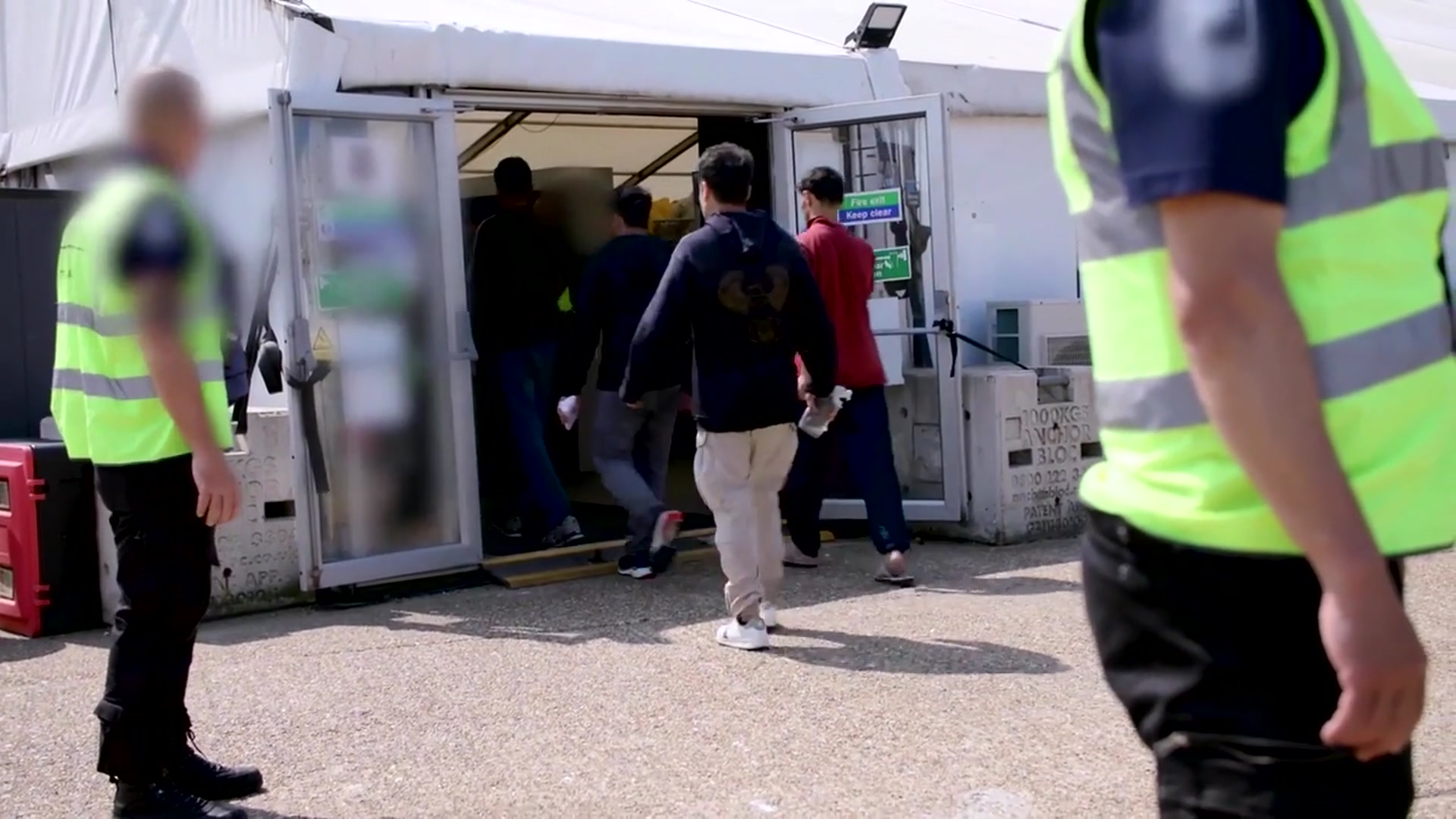 'Video thumbnail for Mark White's Migration Monitor: Keir Starmer is about to suffer a massive set-back in his quest to stop the boats'
