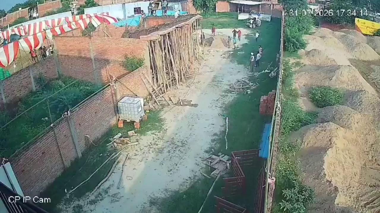 Video thumbnail for India: Under-construction wedding lawn roof crashes down, workers escape seconds before disaster.